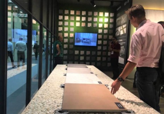 Cersaie compagina la feria física en septiembre con su edición digital 