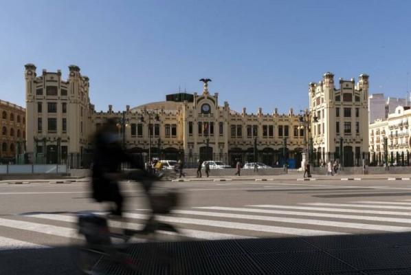 Compromís reclama a Sánchez el mismo trato que Cataluña en inversiones y que las ejecute 