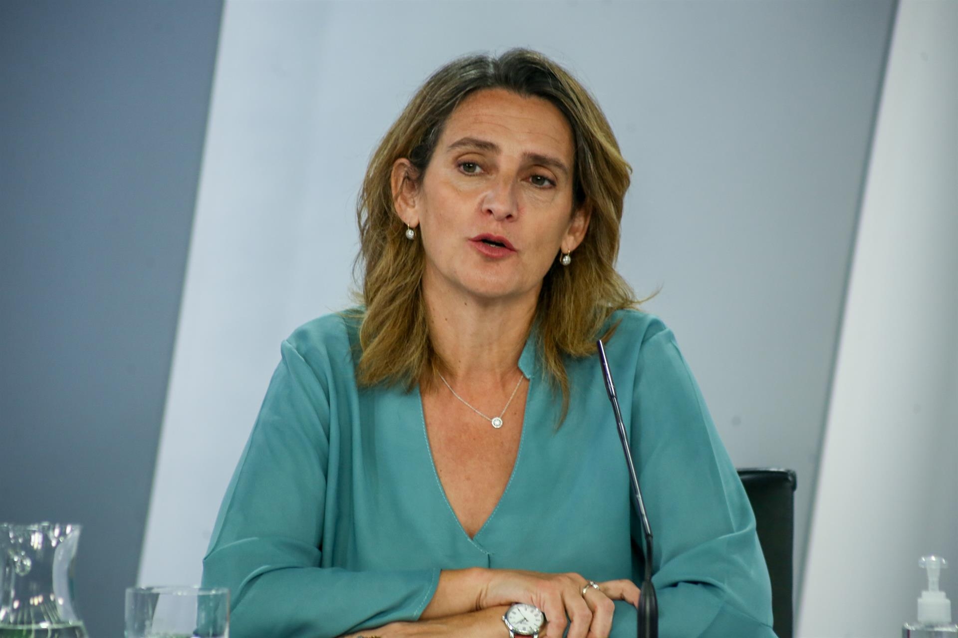 El Gobierno remite al Congreso el recorte a los 'beneficios caídos del cielo' de las eléctricas