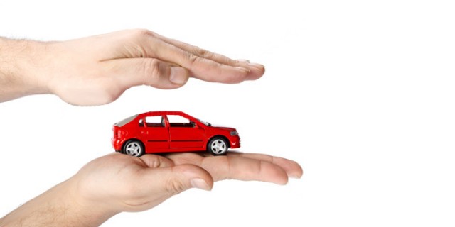 El precio medio del seguro del automóvil a todo riesgo es de 952 euros en la Comunitat