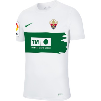 Nike diseña una camiseta de franja 'rasgada'