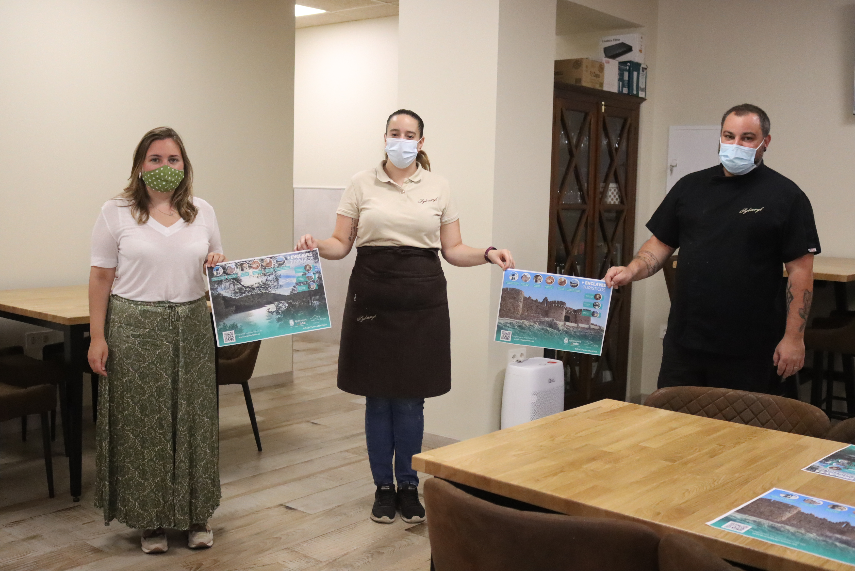 Onda reparte manteles de papel para la hostelería local poniendo en valor los rincones turísticos