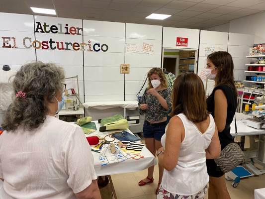 El Ayuntamiento de Murcia y El Costurerico: economía circular con el reciclaje de tejidos