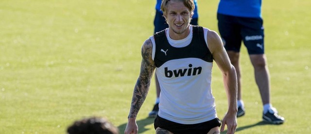 Wass llega con la cabeza en el Marsella