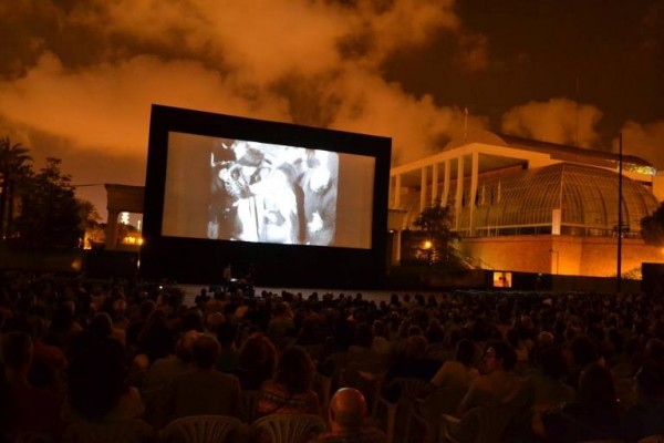 La Filmoteca d'Estiu recupera el clásico 'Pasaporte para Pimlico'