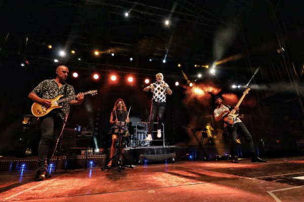Sergio Dalma pide perdón: su concierto en Murcia fue suspendido tras animar al público a saltarse las normas