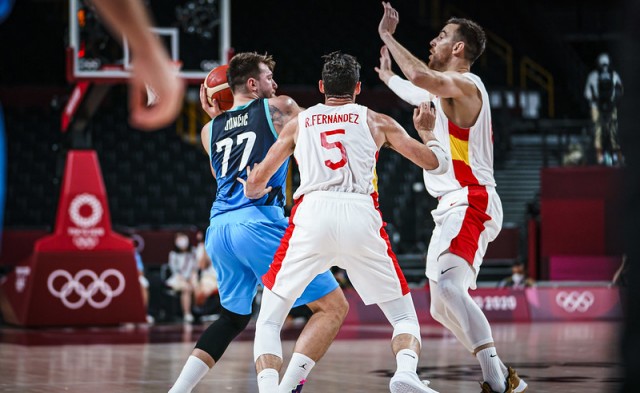 España se queda sin liderato ante Eslovenia