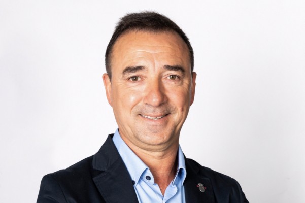 El alcalde de Riba-roja insta al Valencia CF a 