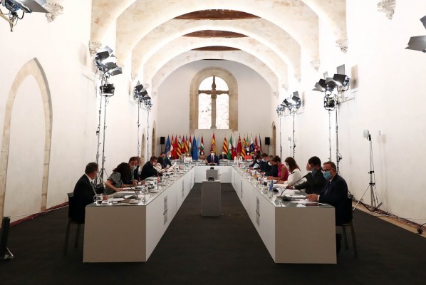 Conferencia de Presidentes: todos hablan... ¿alguien escucha?