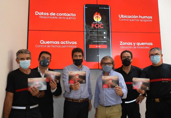 Los bomberos de la Diputación, pioneros en el uso de una 'app' para monitorizar quemas agrícolas
