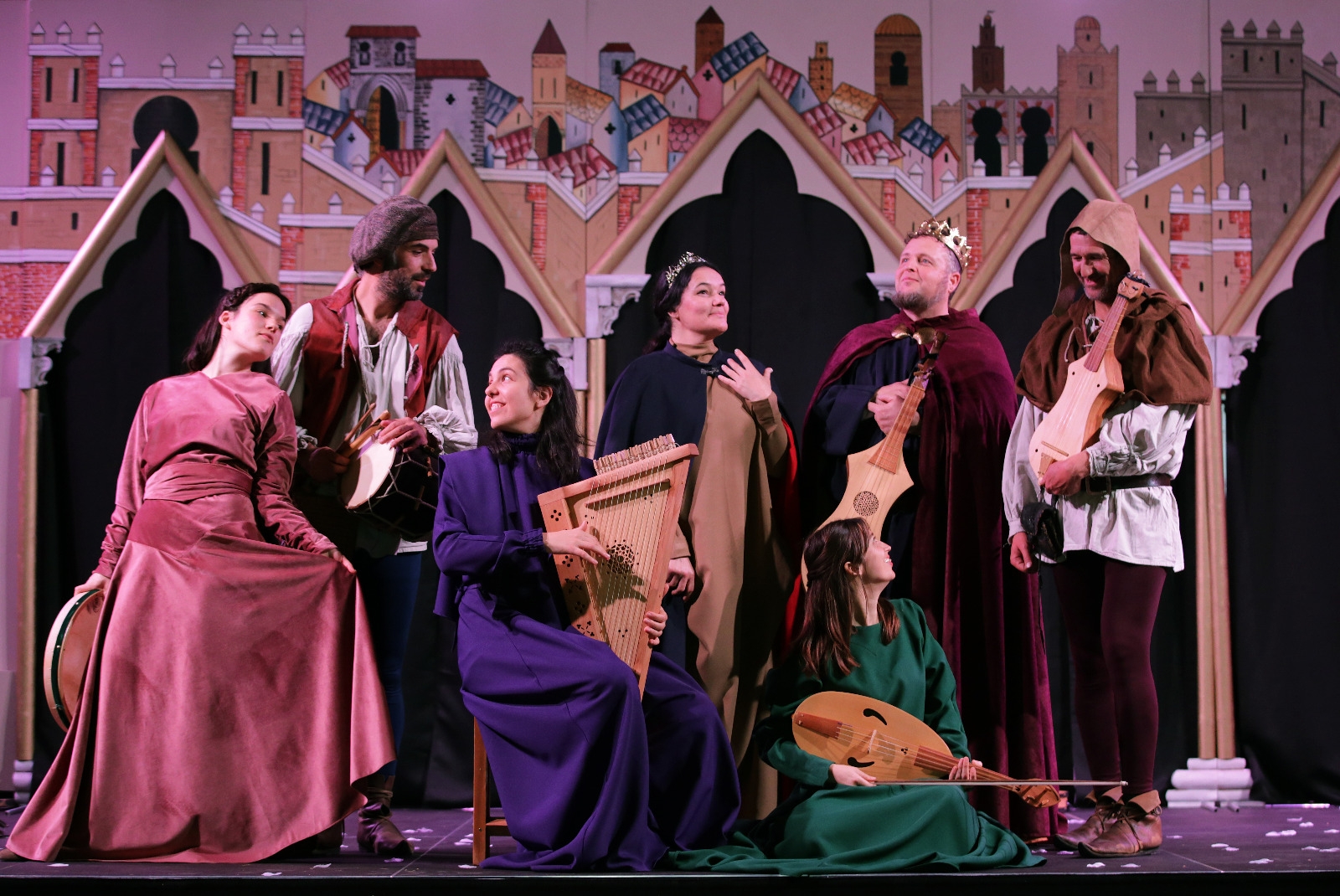 Música y teatro se fusionan para dar voz a las mujeres olvidadas de la historia