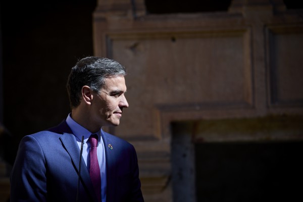 Sánchez dice que el crecimiento de la economía española 