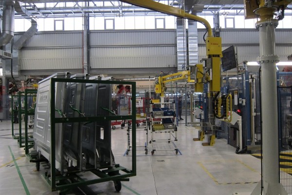El sector industrial recupera 22.900 empleos en el segundo trimestre
