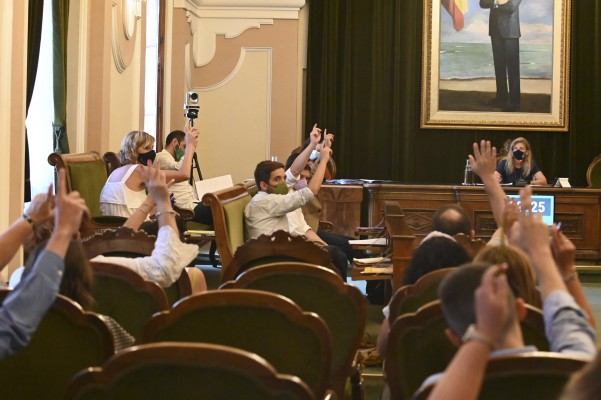 El Fadrell aprueba el presupuesto de Castelló con los votos en contra del PP, Cs y Vox