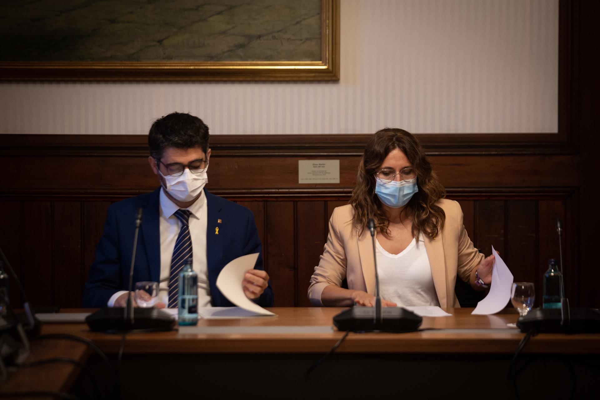 La consellera de Presidencia Laura Vilagrà y el vicepresidente Jordi Pugineró. Foto: DAVID ZORRAKINO/EP - 