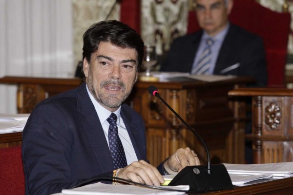 Barcala (PP) reta al alcalde de Alicante a oponerse al 
