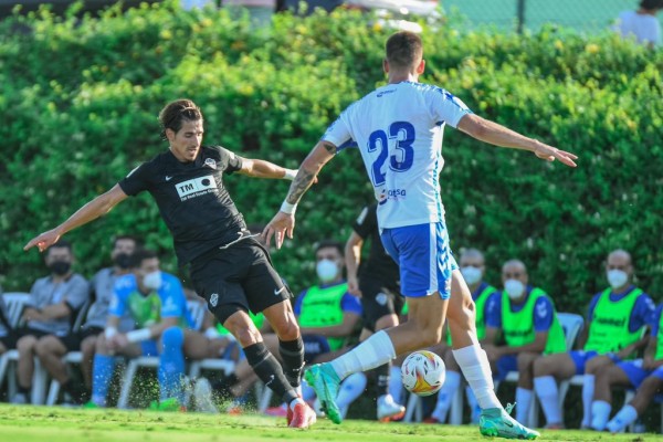 El Elche también se enreda con el Tenerife