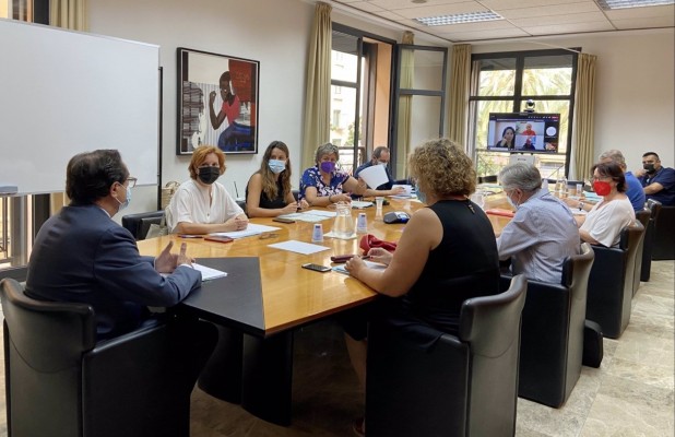 La Comisión de Diálogo Social del Sector Público Instrumental revisa sus acuerdos sobre reducción de la temporalidad