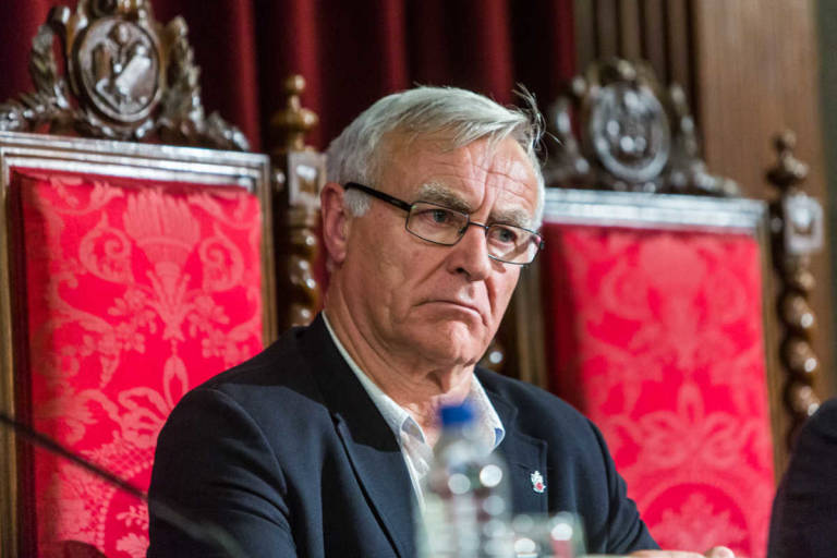 El alcalde Ribó defiende de nuevo la Universidad Europea en el Cabanyal 