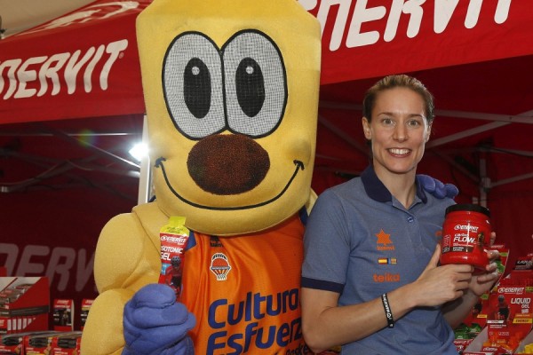 Enervit renueva su compromiso con Valencia Basket una temporada más