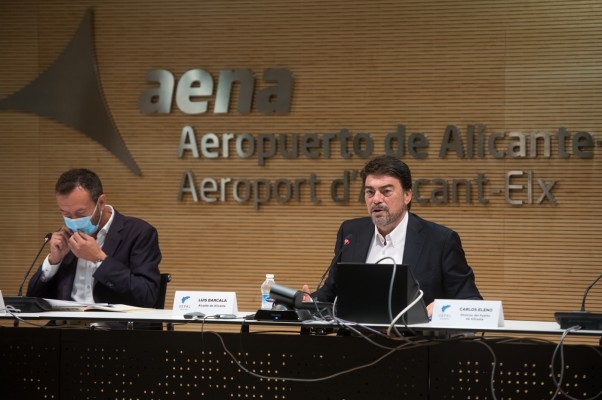 Alicante y Elche se miran ahora a la cara, pero no tienen quien escriba por ellos