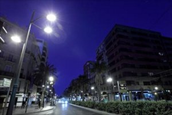 Alcaldes de Aragón, Cataluña y Comunitat debaten sobre la eficiencia energética