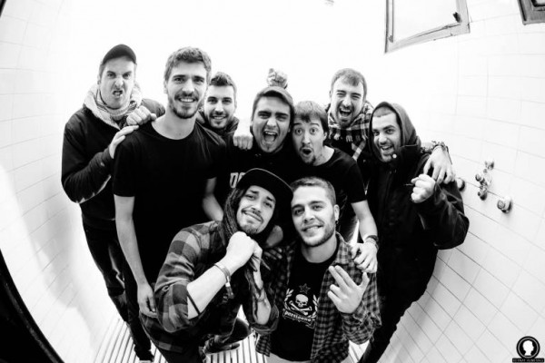 Arthur Caravan y Hierba Negra inauguran la Gira 2017 de Escola Valenciana en el Teatre Micalet