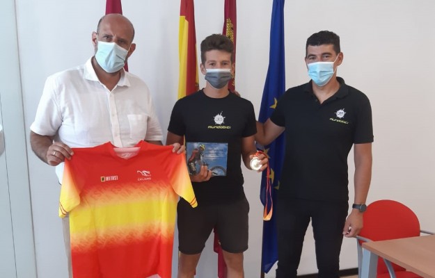 Daniel Cegarra, joven cartagenero de 16 años, disputará el Mundial júnior de trialbici