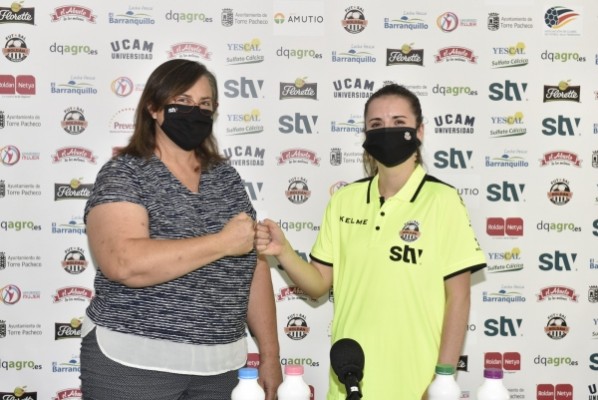 El STV Roldán también renueva a la ala cierre internacional Marta Pelegrín