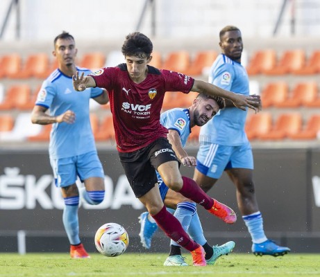 Diego López: “Me siento un afortunado de poder estar aprendiendo de estos grandes futbolistas”