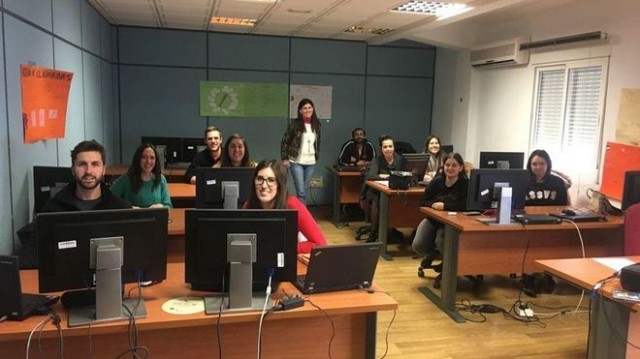 Ofrecen 2.057 plazas de formación para empleados públicos de los 45 ayuntamientos de la Región