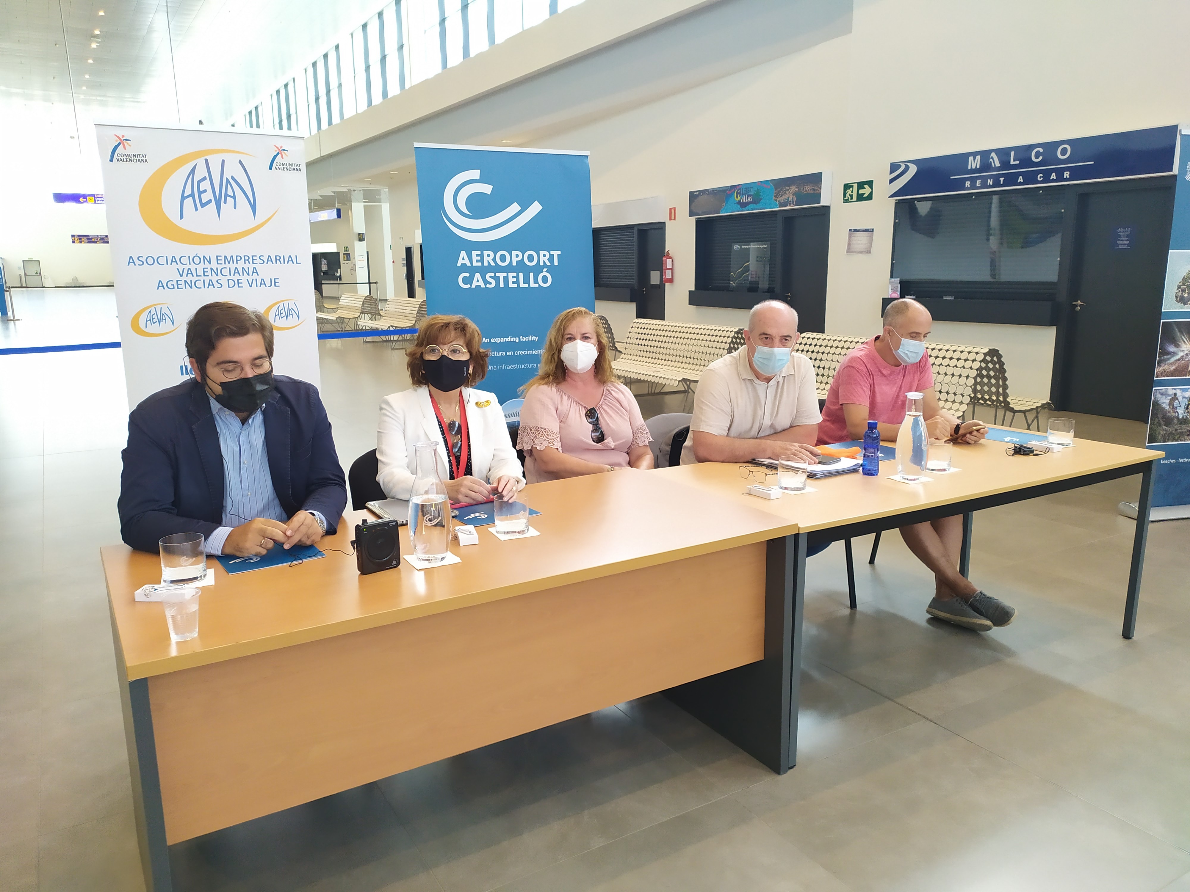 El aeropuerto de Castellón expone su oferta de vuelos ante las agencias de viajes de la Comunitat