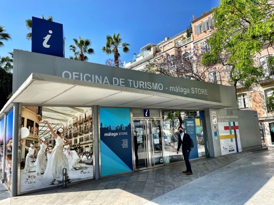 La alicantina Esatur asume el servicio de información turística de de Málaga