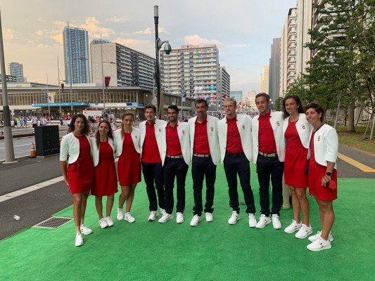 Badosa, Carreño, Davidovich y el dobles Muguruza-Suárez avanzan en Tokio