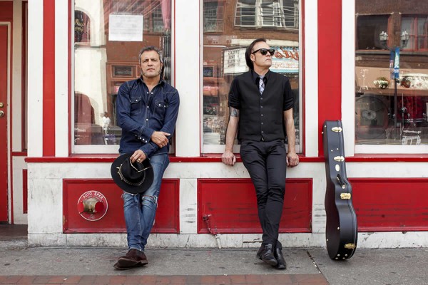 M-Clan se pasa al acústico en 'Concerts del Pinar'