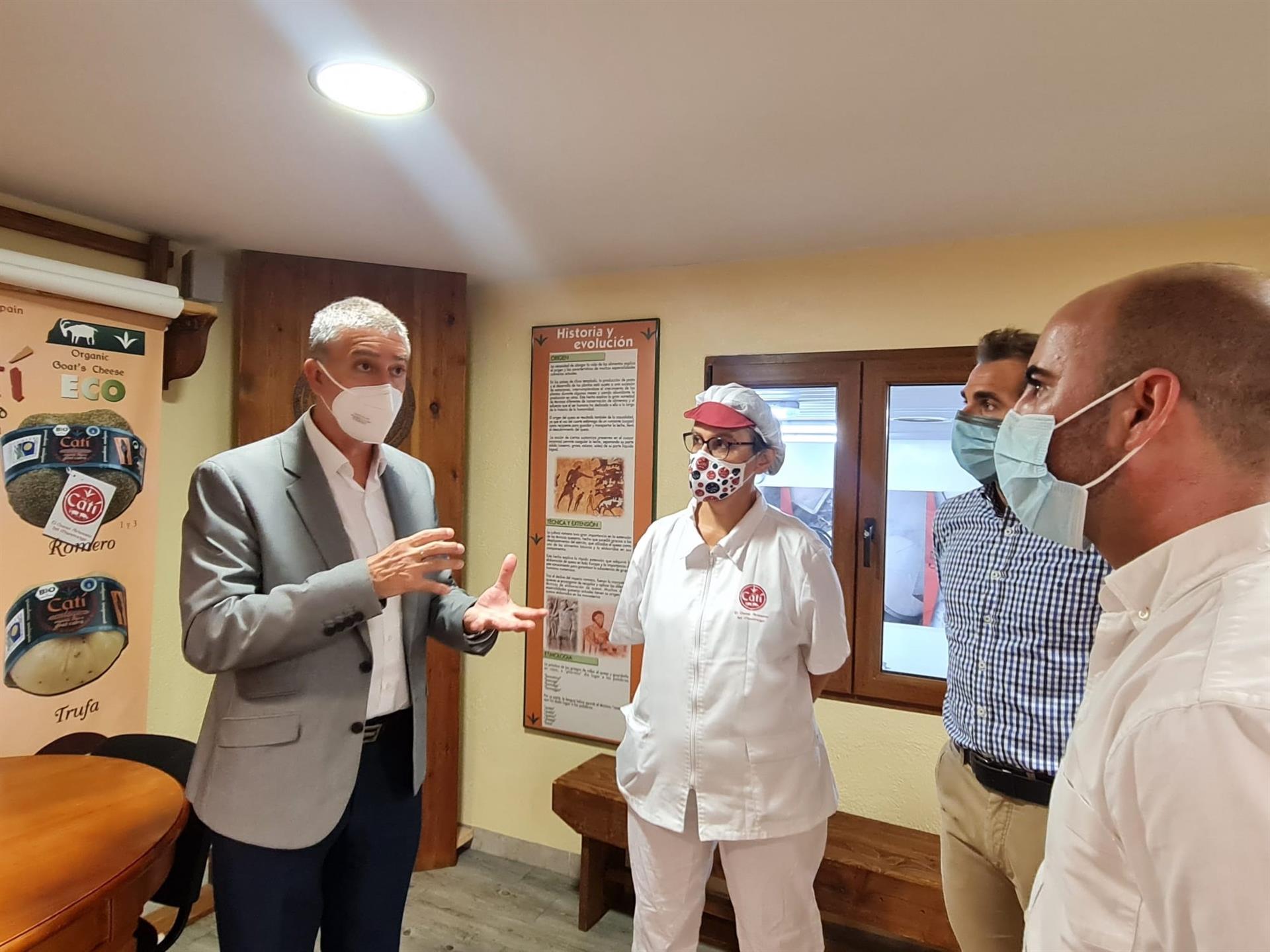 Climent anuncia un programa de apoyo a las transformaciones empresariales en cooperativa