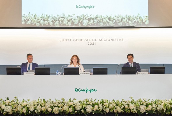 El Corte Inglés prevé duplicar su resultado en 2026, con Ebitda de 1.700 millones, y reducir un 60% deuda