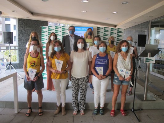 La Carrera 10KFem entrega los trofeos a las ganadoras de la edición virtual de 2021