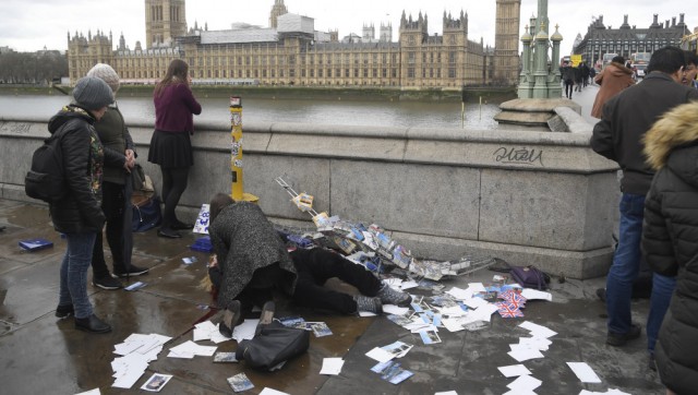 El ataque terrorista en Westminster se salda con cinco muertos, incluido el autor, y 40 heridos


