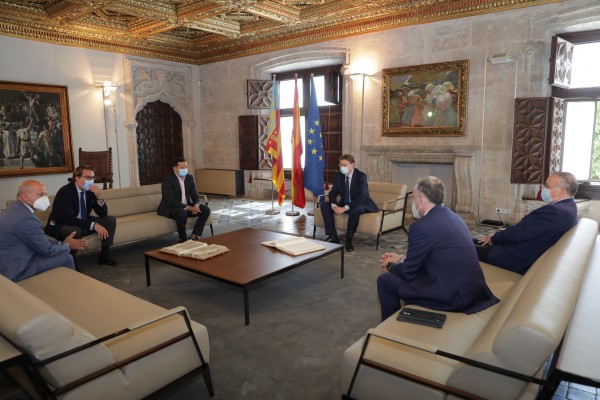 La Generalitat envía las primeras vacunas a los clubes de fútbol... y no son monodosis