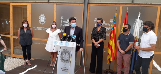 El bipartito de Alicante apoya a la hostelería e insta al Consell a vacunar más sin toque de queda