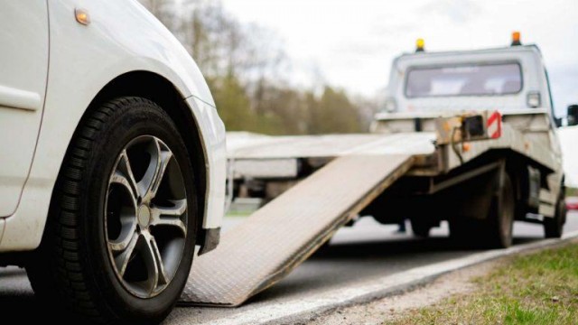 Castelló renueva el servicio de la grúa para los dos próximos años por un importe de 1,1 millones