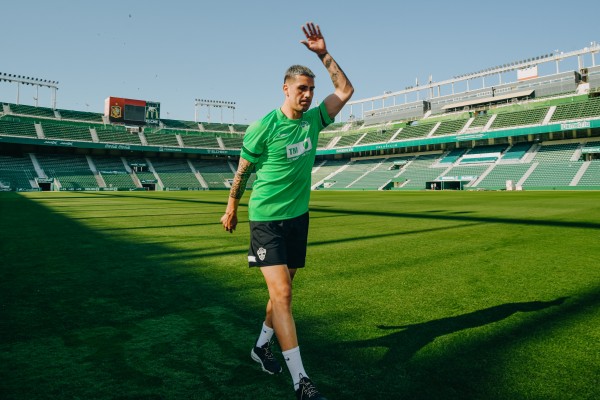 Enzo Roco entrena en solitario a la espera de unirse al grupo