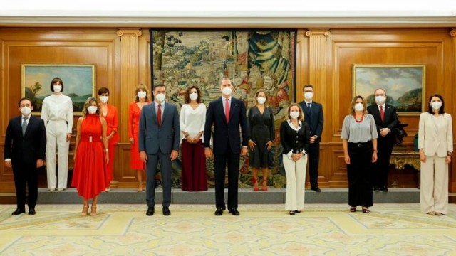 El CIS mantiene en cabeza al PSOE, que aumenta en 5,2 puntos su ventaja sobre el PP