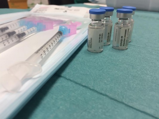 España administra 480.033 dosis en 24 horas y más de 29,5 millones de personas tienen una dosis