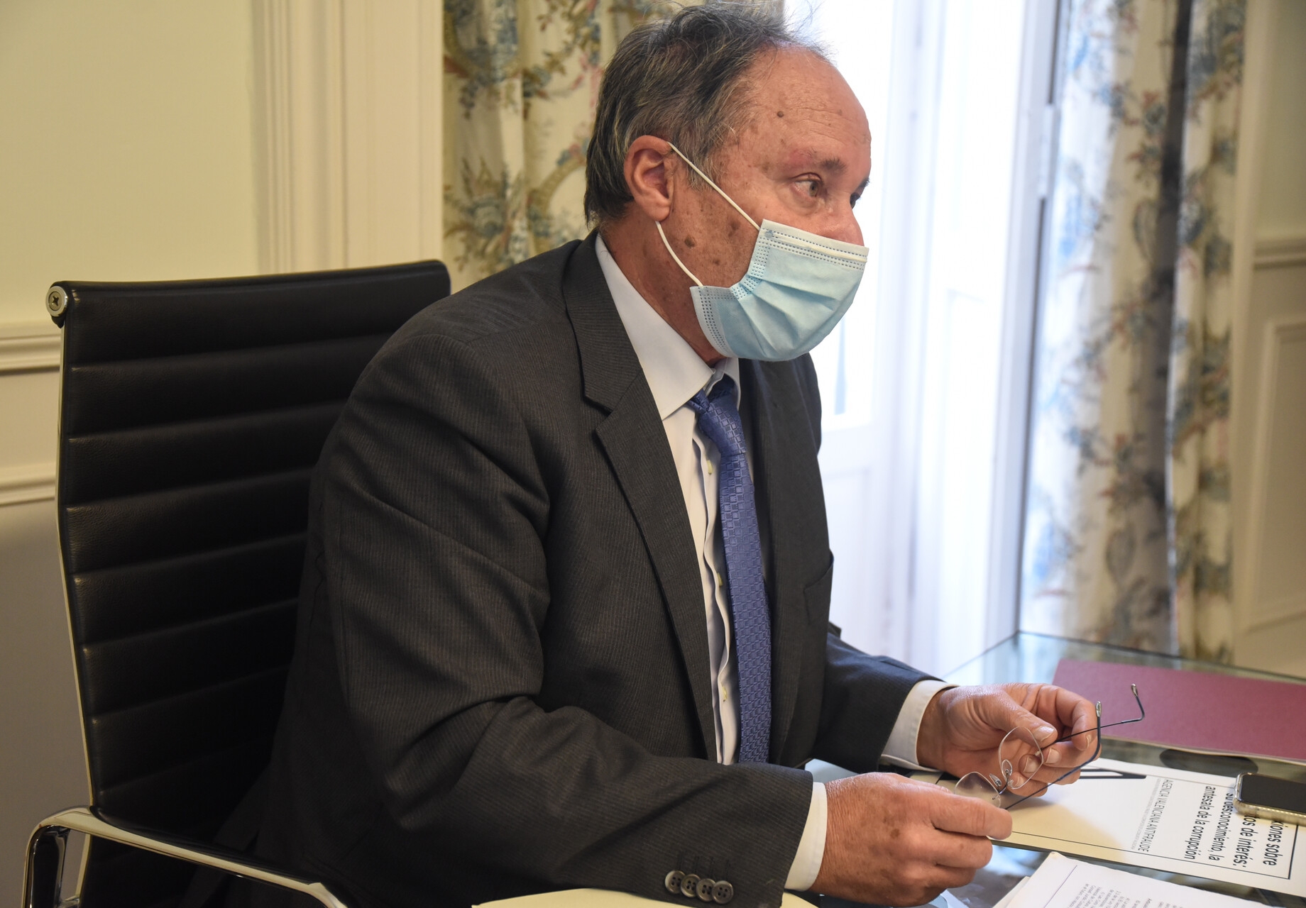 El director de Antifraude, Joan Llinares, en su despacho. Foto: EDUARDO MANZANA - 