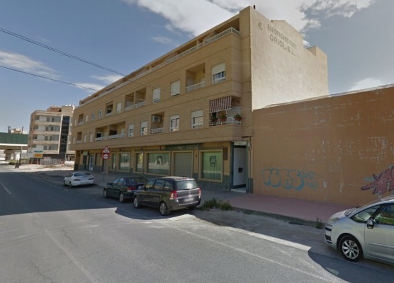 Callosa y Cox ultiman el intercambio de 294 m2 para definir parcelas y edificaciones partidas por el deslinde