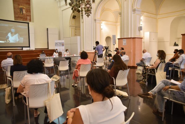 Xixona acogió la jornada de Avalem Territori sobre 
los pactos locales por el empleo de la provincia
