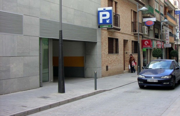 Más de 50.000 personas han hecho uso de la hora gratuita en el parking municipal de San Vicente 