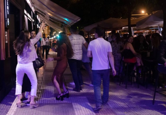 Los contagios de la Región continúan desbocados y ya alcanzan los 3.000 casos activos  